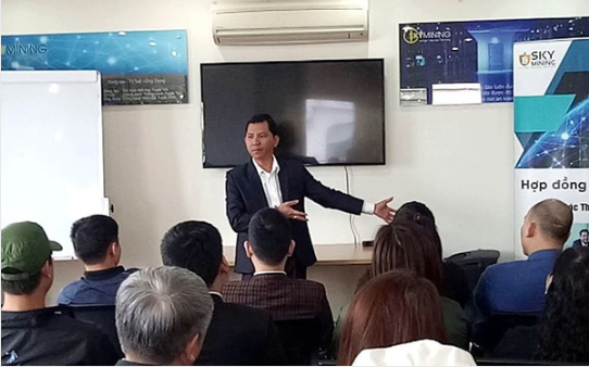 Tổng Giám đốc Sky Mining xuất hiện và "hứa hẹn"