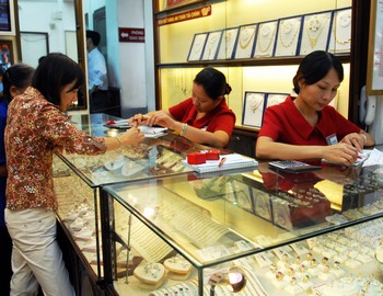 Giá vàng rời mốc 20 triệu đồng