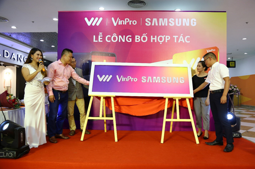 Giá vàng miếng giảm gần trăm nghìn mỗi lượng