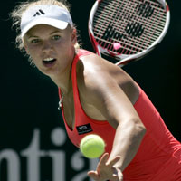 Nữ hoàng Wozniacki khẳng định đẳng cấp (Điểm tin tennis sáng 9/4)