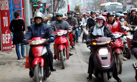 Đề xuất cấm xe máy trong giờ cao điểm 