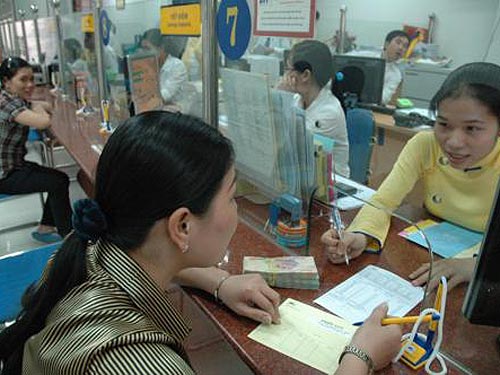  Đua tăng lãi suất huy động 
