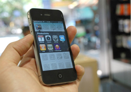  Giá iPhone 4 xách tay 'nhảy múa' theo đôla 