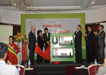 Kangaroo ra mắt dòng sản phẩm bình nước nóng 