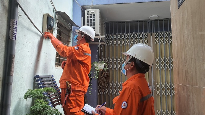 EVNHCMC dự báo tiền điện tăng cao tháng 4 và 5