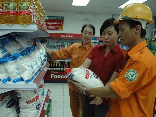 Vẫn khó mua hàng bình ổn giá