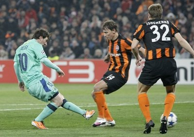 Messi tỏa sáng, Barca thắng nốt trận lượt về