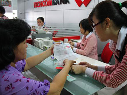 Lãi suất vẫn... rối