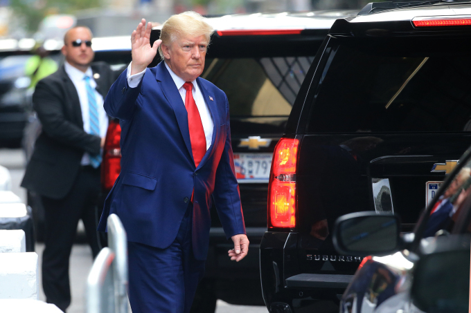 Ông Trump kiện chính phủ Mỹ, ngăn FBI đọc tài liệu