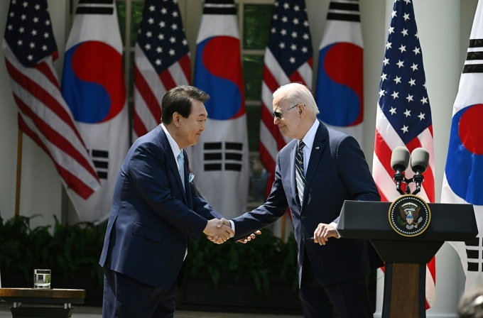 Ông Biden cảnh báo Triều Tiên không tấn công hạt nhân