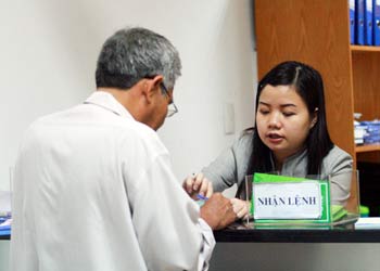 Chứng khoán trở mình trong phiên cuối tuần