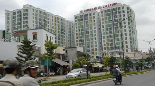 Vốn đầu tư gián tiếp vào chậm