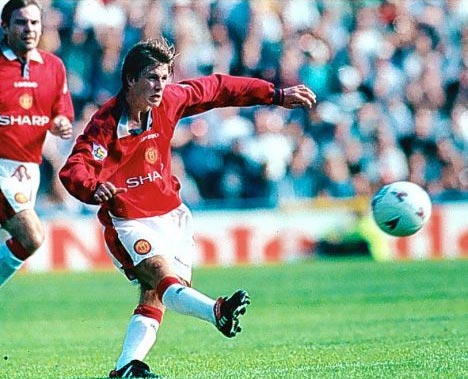 10 khoảnh khắc làm nên tên tuổi Beckham