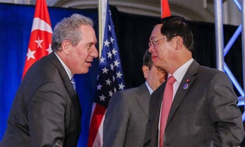 Xóm ăn nước nhiễm... mỡ người?