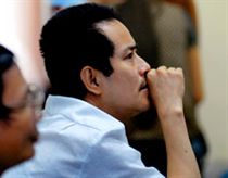 Vn-Index lùi bước 