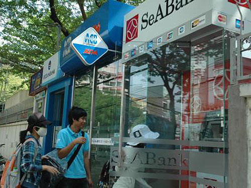 Bít lỗ hổng từ nội bộ