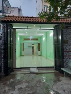 Cho thuê nhà rộng ở Bình Tân