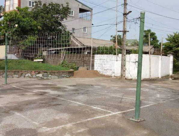 Bị phát hiện, trộm chó ném bom tự chế, bắn bị thương người dân