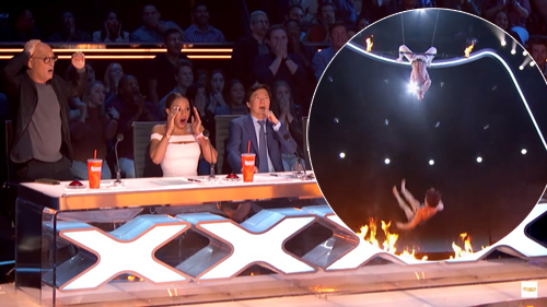 Thí sinh trượt tay ngã trên sân khấu America's Got Talent