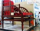 Chiếc ghế gỗ lớn nhất Việt Nam 