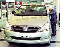 Hải quan 'giật mình' về vụ bỏ quên động cơ của Toyota 