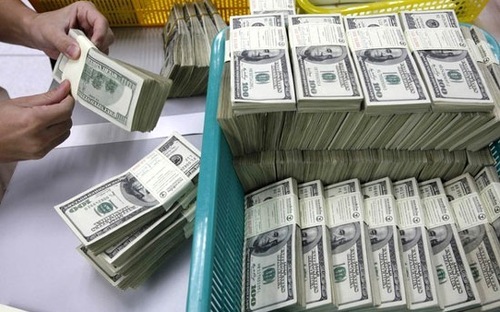 Nợ công Việt Nam: “Khả năng trả nợ rất khó khăn”