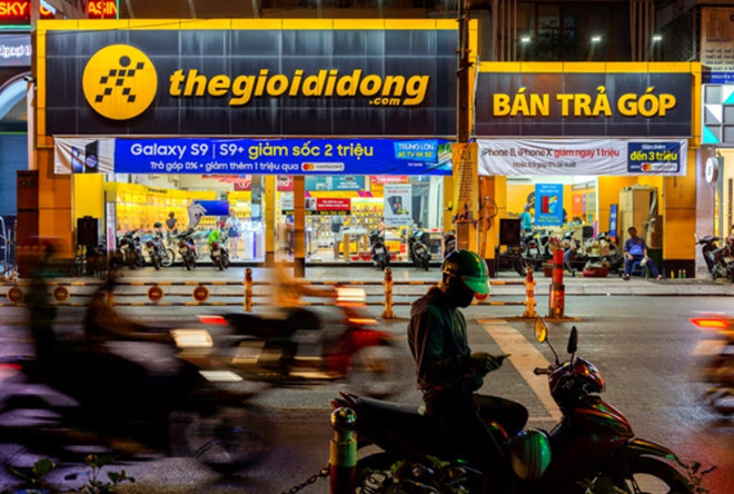 Ông chủ Thế giới Di động muốn thu hơn 4,6 tỷ USD năm sau