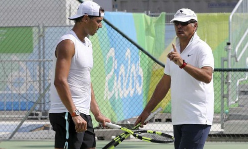 Nadal sống chung với thuốc giảm đau từ năm 2005