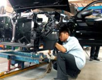 Giữ giá hàng thiết yếu đến hết năm, trừ xăng dầu 