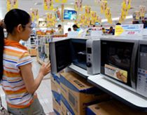 Nhập siêu thấp nhất từ đầu năm 