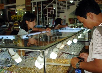 Nhà đầu tư vàng ngấp nghé mua vào