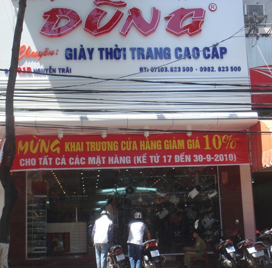 GIÀY DÉP DA DŨNG KHUYẾN MÃI