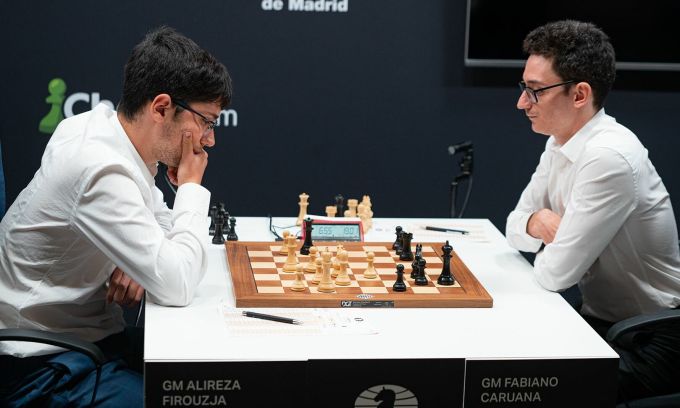 Nepomniachtchi, Caruana bứt phá ở Candidates 2022