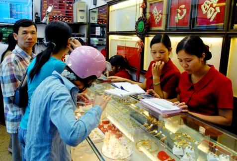 Vàng lập đỉnh mới 33,5 triệu đồng  