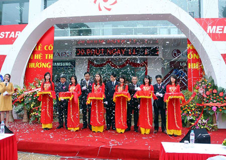 Media Mart khai trương 2 siêu thị và ra mắt biểu tượng mới