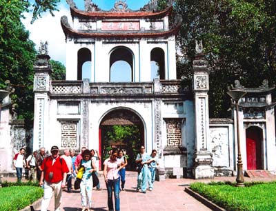 Đi du lịch... đại hạ giá