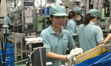 Lao động Việt ở nước ngoài thiệt vì chênh lệch tỷ giá