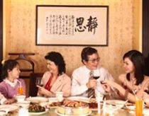 Nhà hàng Long Đình ưu đãi dịp 30/4 và 1/5