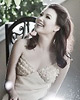 Hồ Quỳnh Hương phô diễn hết ‘năng lượng’