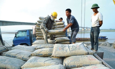 Xi măng tiếp tục tăng giá