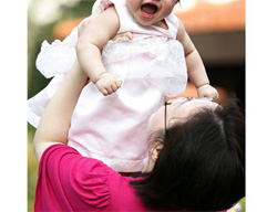  Lắc ru, xốc nựng con: nguy hiểm đấy!  