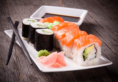 Sushi - món ăn Nhật gần 200 năm tuổi