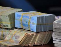 Lãi suất tiết kiệm về mốc 14%