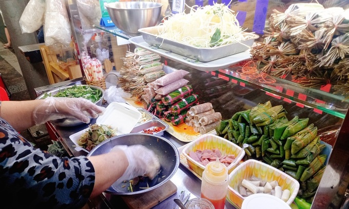 Tré trộn nem chả đặc trưng Bình Định