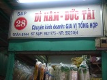 DÌ NĂM ĐỨC TÀI