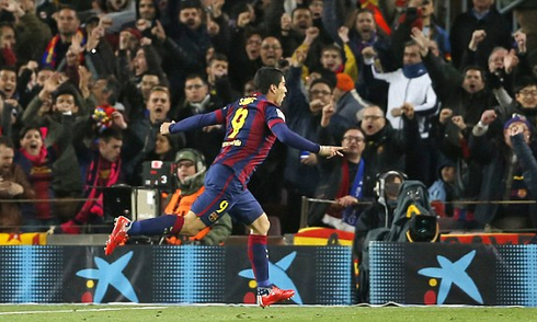 Barca 2-1 Real: Suarez lập đại công