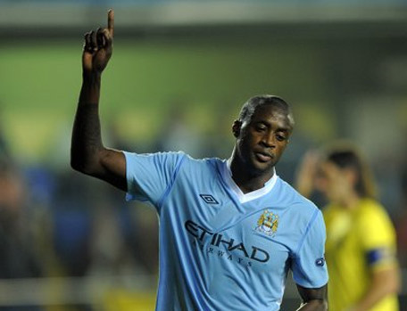 Man City đánh đắm 'Tầu ngầm Vàng'